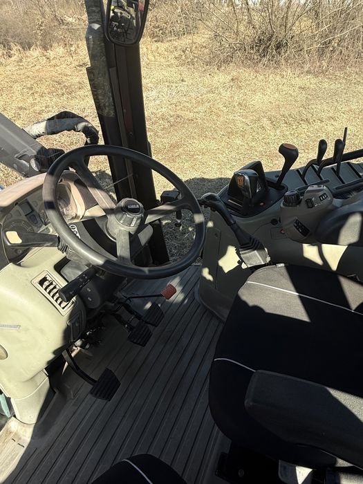 Case MAXXUM X125(New Holland, John Deere)