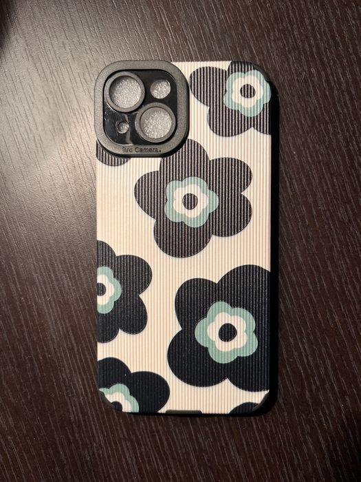 Huse Iphone 13 noi