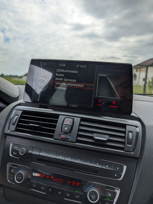 Navigatie android BMW F20 seria 1 Carplay Waze YouTube GPS