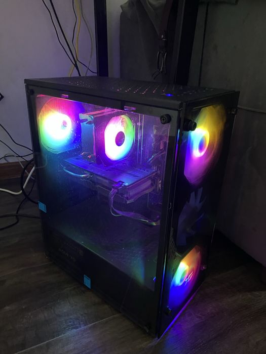 Игровой компьютер, есть гарантия