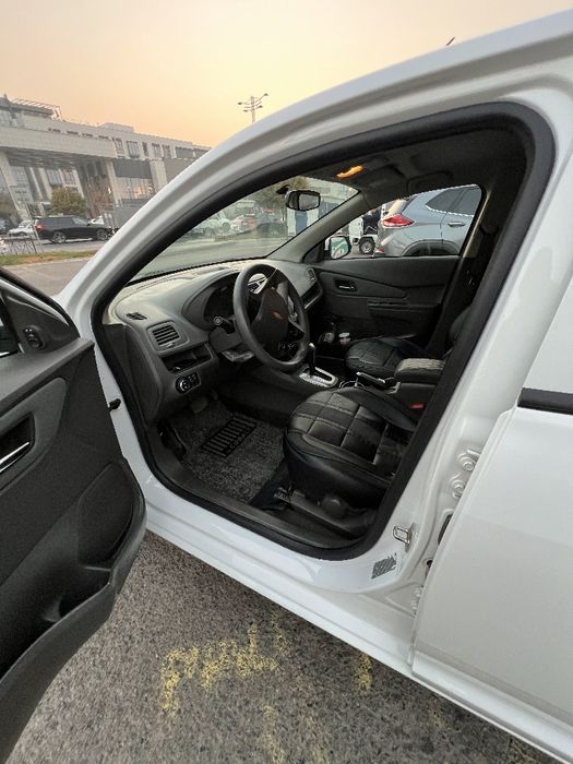 Продаётся cobalt 2022