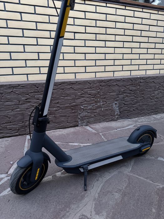 Segway Ninebot KickScooter Max G30