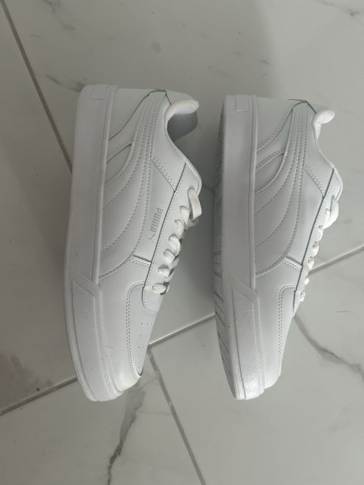 Обувки PUMA чисто нови