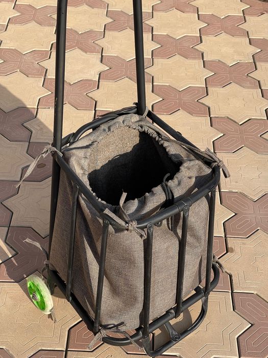 Тележка ручная , для похода на рынок.