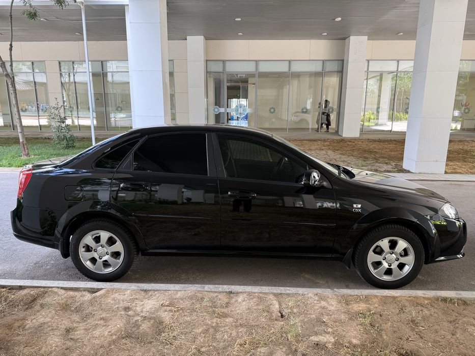 Lacetti Gentra 2023