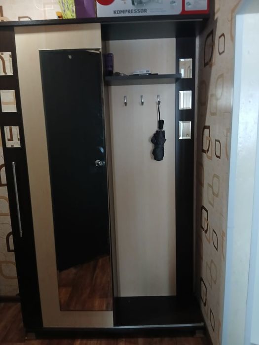 Мебель прихожая  хорошем состоянии