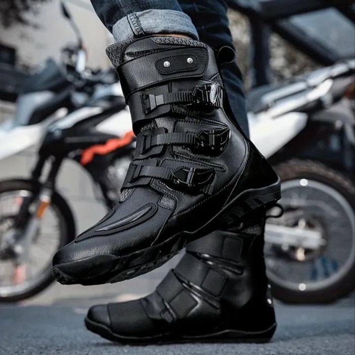 Мотоциклетни Ботуши

Противоплъзгащи, Удобни за Всички Сезони