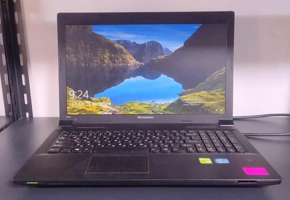 ноутбук Lenovo B590
