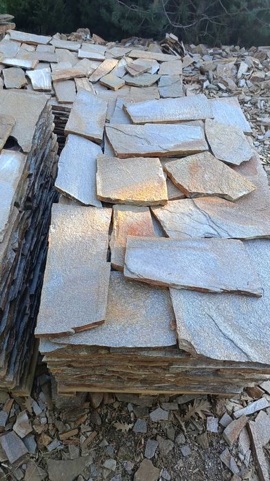 Естествен камък (гнайс)