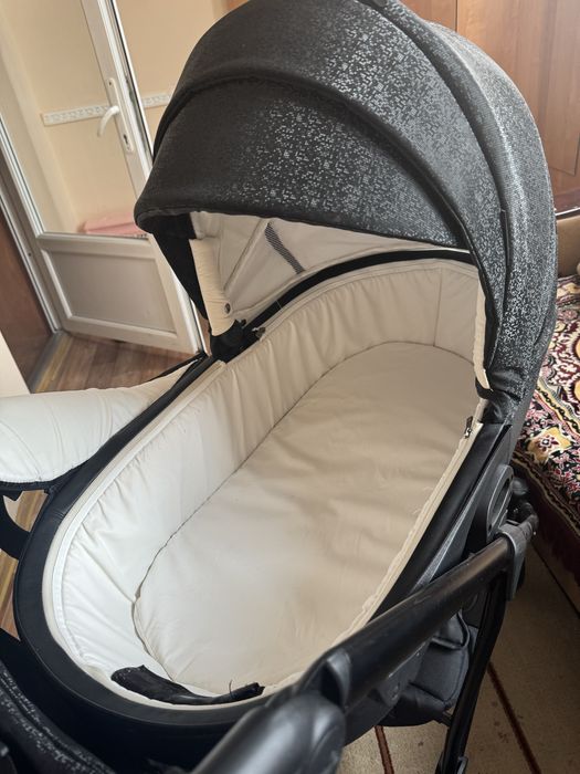 Продам коляску 2в1 Ining Baby F1