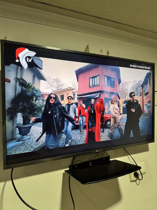 telvizor LG UN73506LD model toza Korea orginal