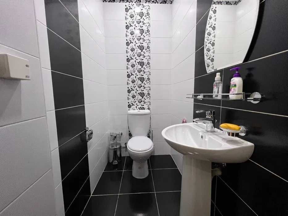 ЦУМ Космонавты СДАМ 3 комнат 120кв Банковский дом Айбек госпитальный