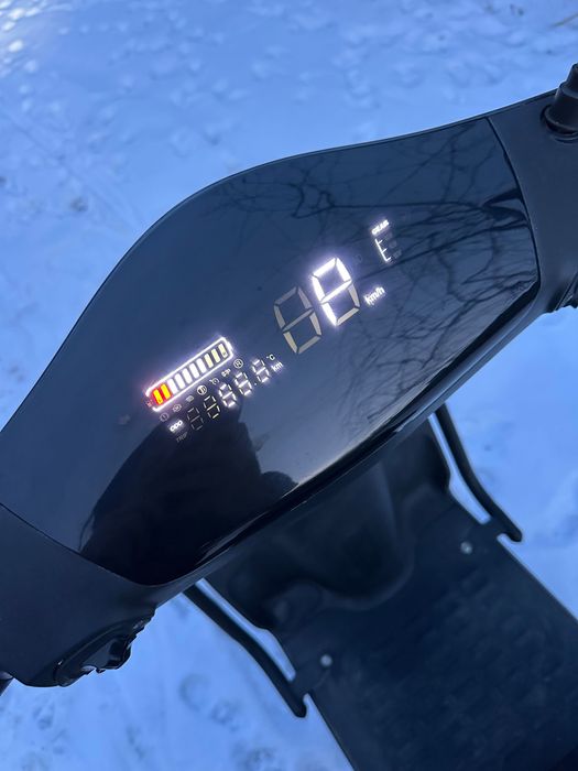 Scuter electric STAR FULL 2000W , 72V -655 km - ca nou