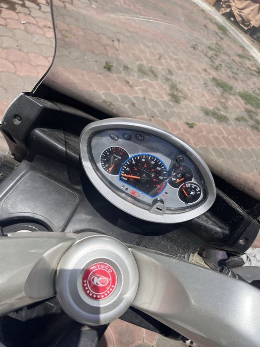 Vând scuter Kymco Dink 150