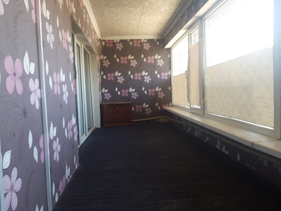 Продам квартиру. В 11 микрорайоне