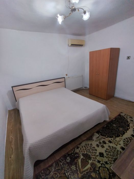 Дава се под наем Двустаен апартамент в Варна, Цветен квартал - 45 кв.м за 229.5 € - Снимка #3