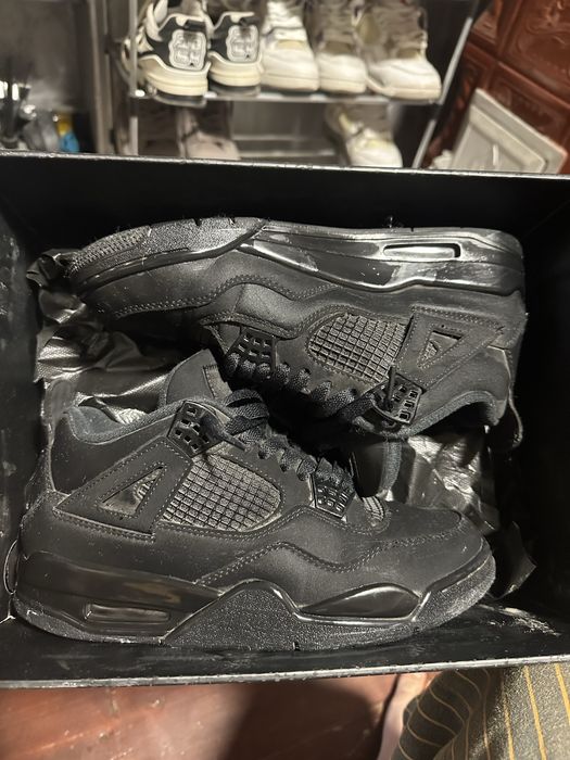 Jordan 4 black cat