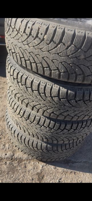 Шина с диском 16 размер  4 шт