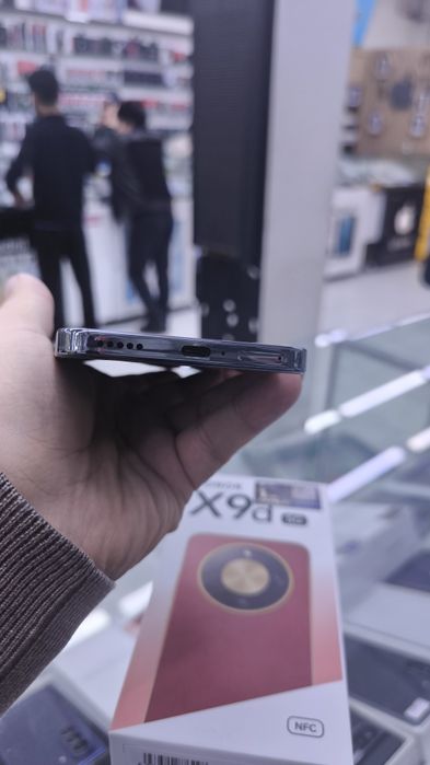 xonor x9d 8/256 qora