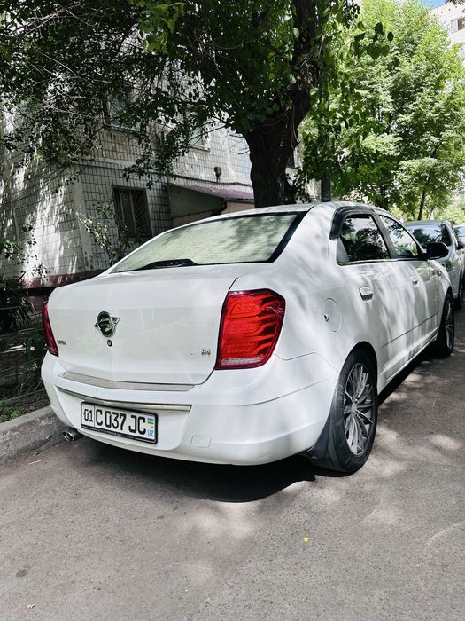 Срочно продается машина Cobalt avtomat R4