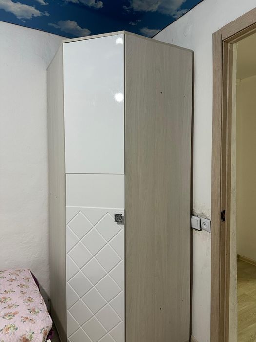 Шкаф угловой 2.04метр