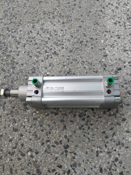 Пневматични цилиндри