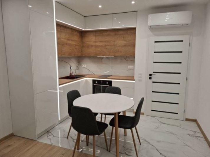 Дава се под наем Двустаен апартамент в София, Младост 4 - 67 кв.м за 746.64 € - Снимка #2