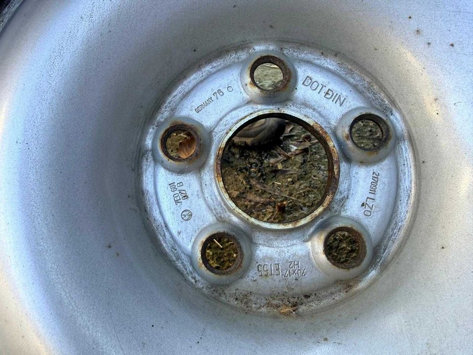 Set roți VW Transporter T5 / T6  Jante oțel anvelope iarnă Continental