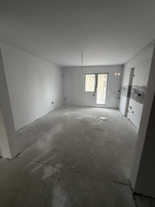 Vand Apartament 3 camere Dobroesti