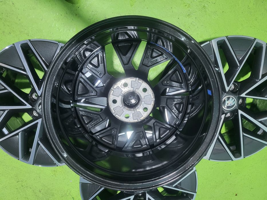 17 5x112 Skoda лети джанти 5х112 шкода