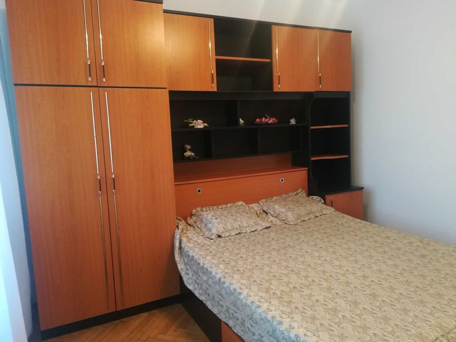 inchiriez apartament doua camere