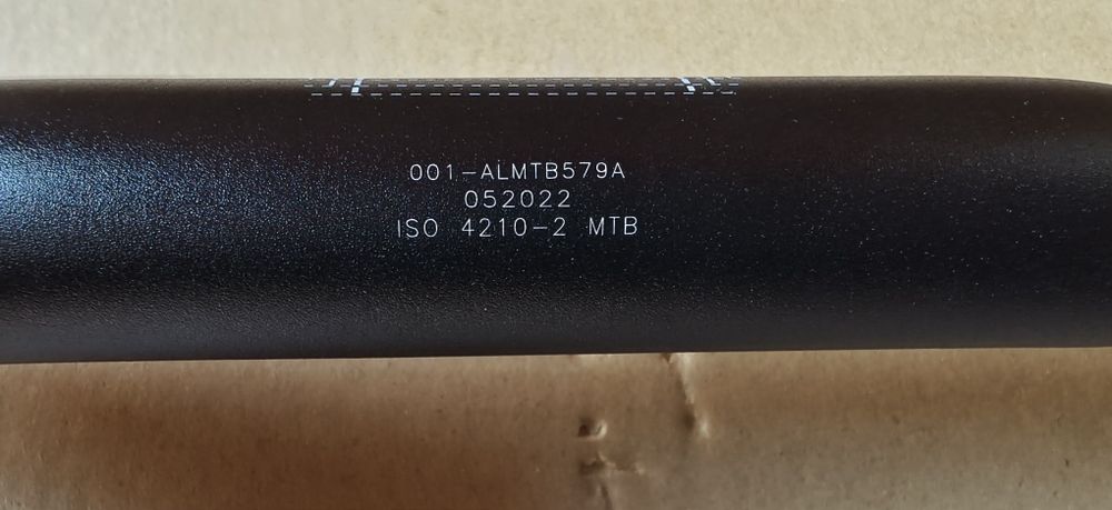 Кормило Lapierre Racing Components 31.8x760mm Черно