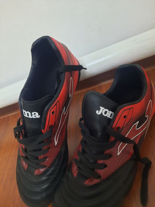 Продаю бутсу б/у