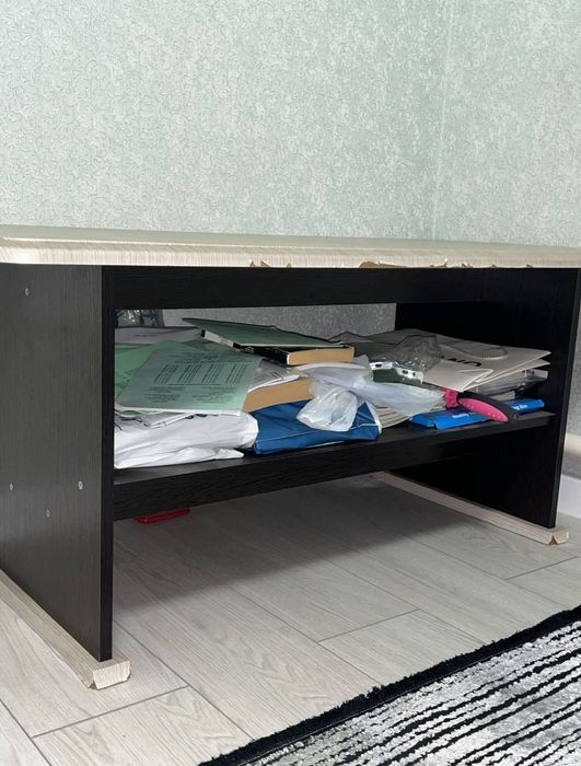 Журнальный столик