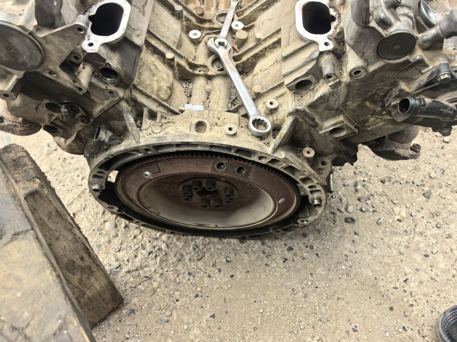 Двигатель Мерседес 273 5,5