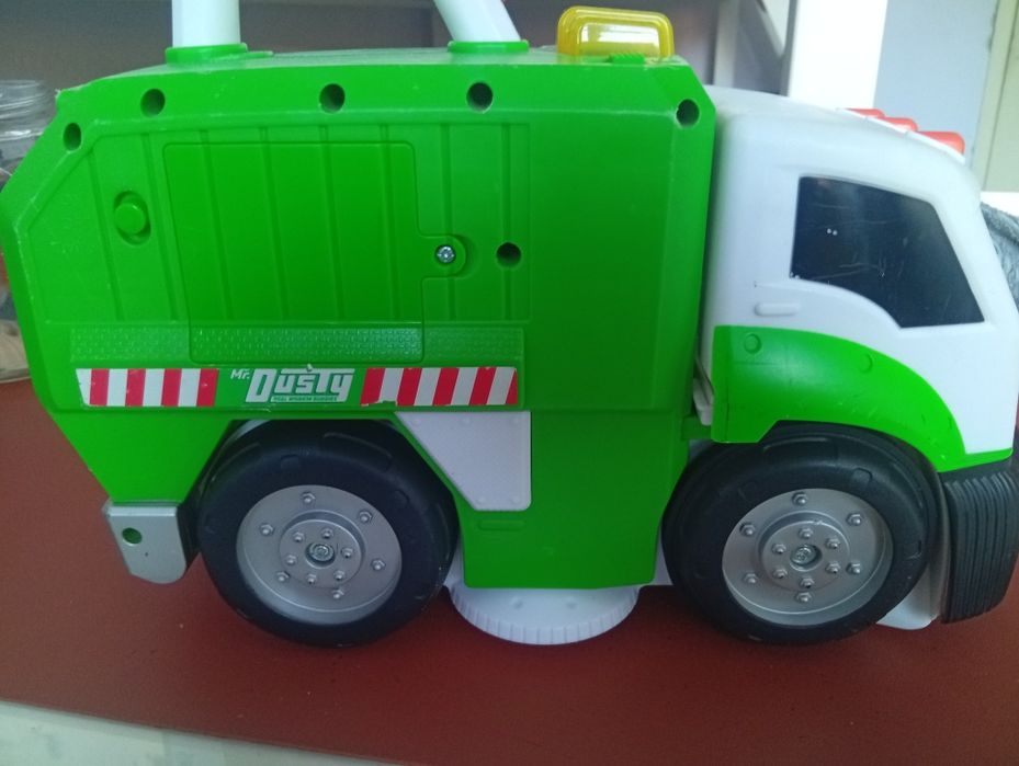 Супер забавен Боклуджарски камион