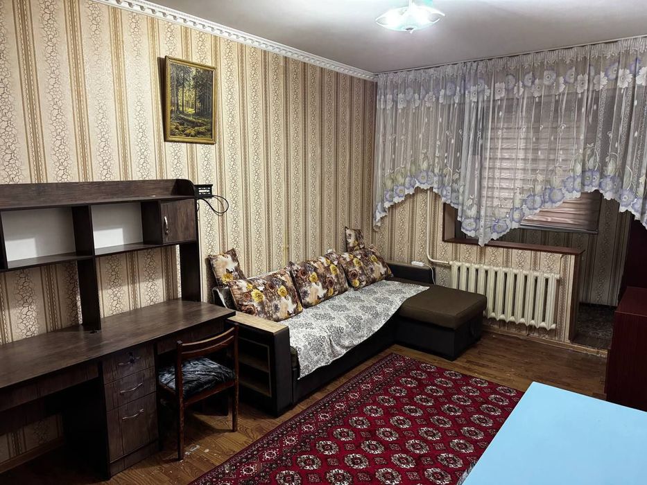 Продажа 1/1/4 на массиве Феруза, средний ремонт балкон 1,5х3, не торце