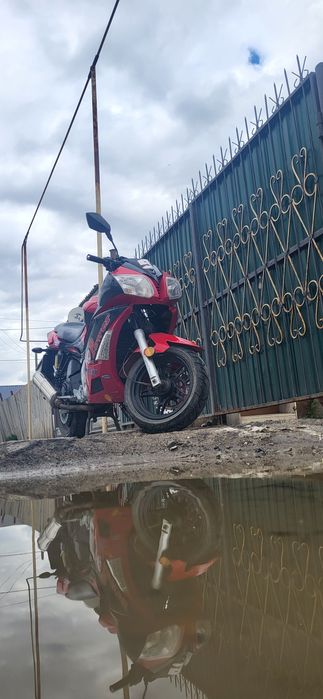 Продам скутер хорнет в 2