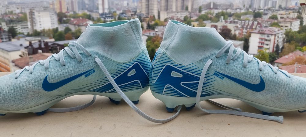 Футболни обувки - бутонки Nike Mercurial Superfly 10 Academy.
