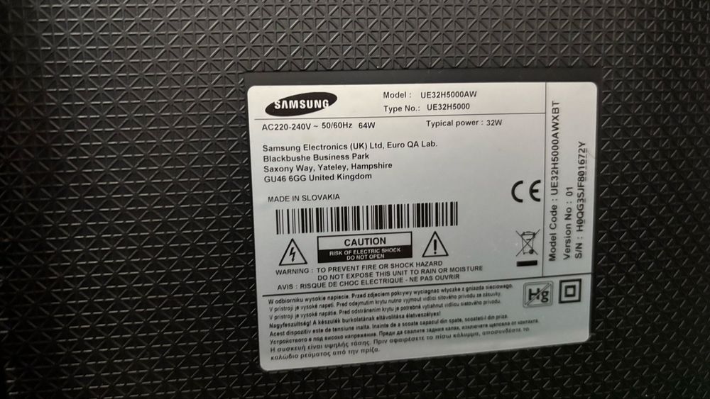 TV Samsung 32’ sau 81 cm suport perete