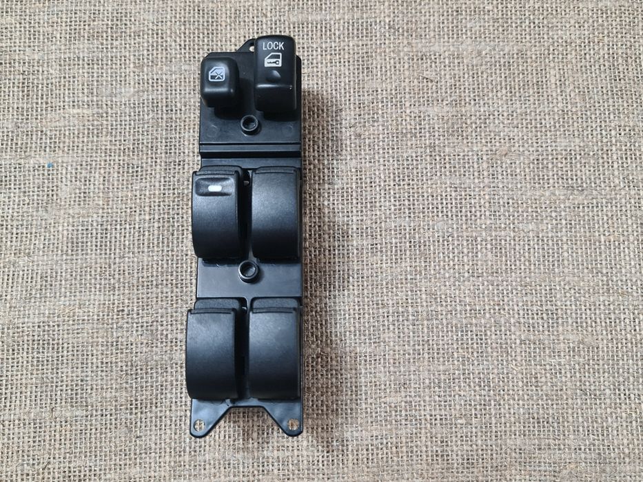 Паджеро 4. Блок кнопок