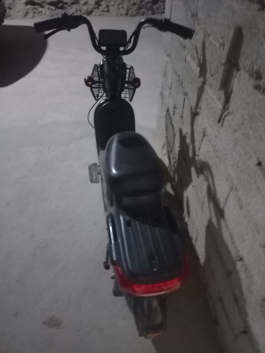 Skuter sotiladi eski