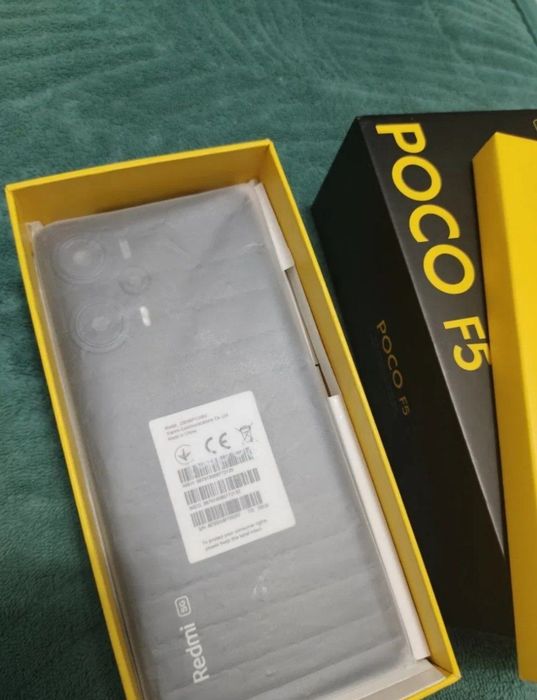 Poco F5 256гб с коробкой