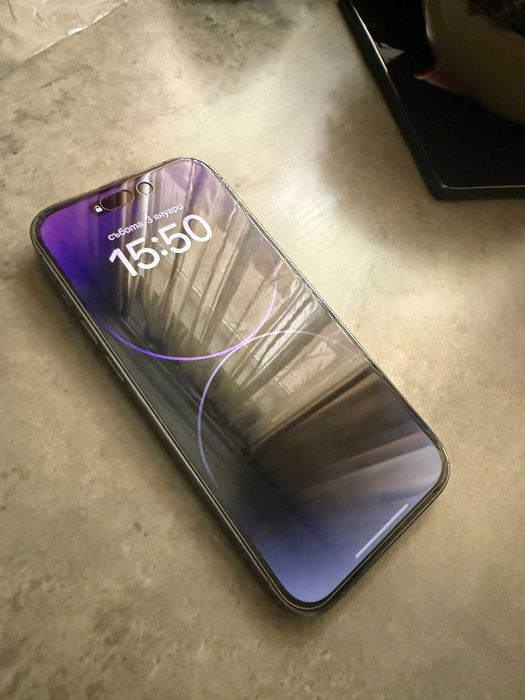 iPhone 14 Pro Deep Purple - 128 GB - Взиман лично от САЩ - Отлично състояние!