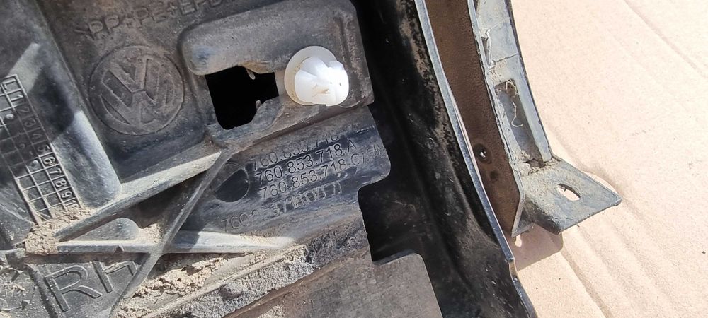 Bandou aripa stanga / dreapta fata Vw Touareg CR 2018 2019 2020