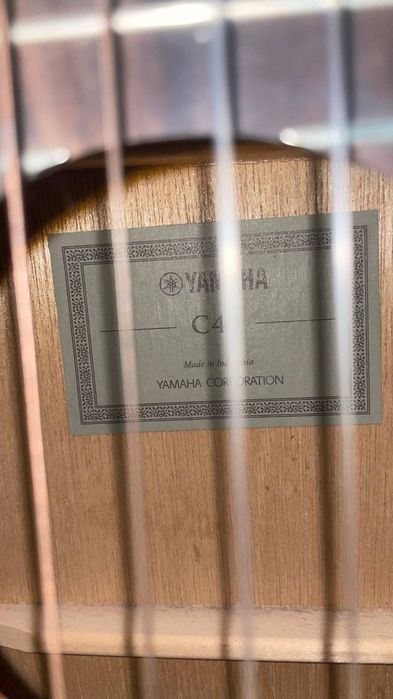 Гитара Yamaha C40