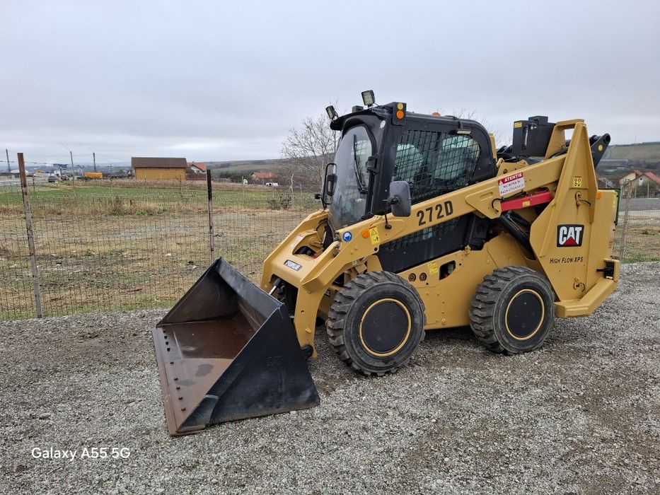 Încărcător frontal