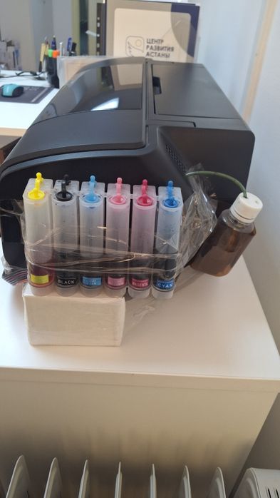 Продам Epson цветной принтер