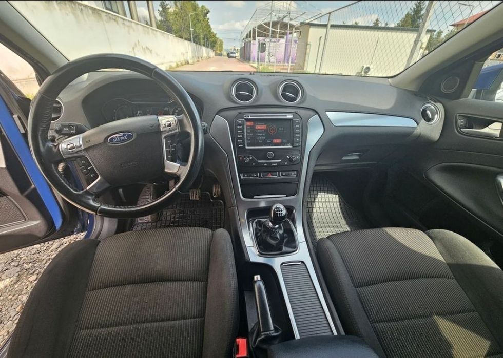 Ford Mondeo MK IV stare foarte bună