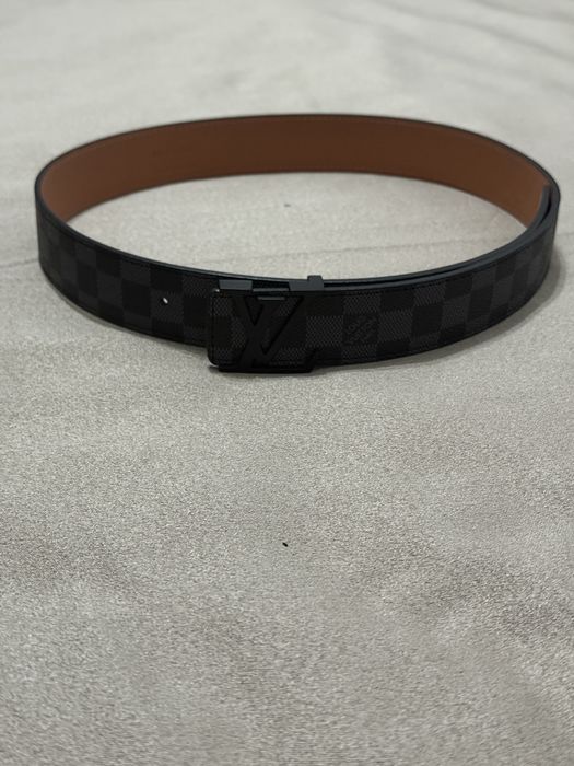 Vand curea Louis Vuitton neagra